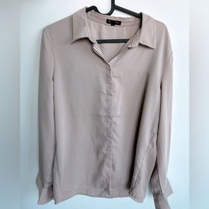 Dynamite Taupe Blouse (never worn)